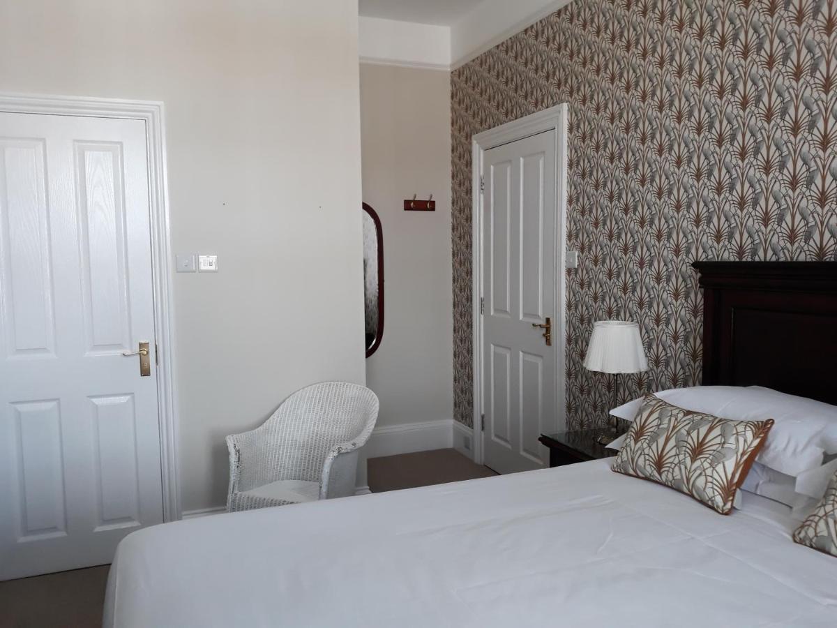 Breakers Bed And Breakfast イーストボーン エクステリア 写真