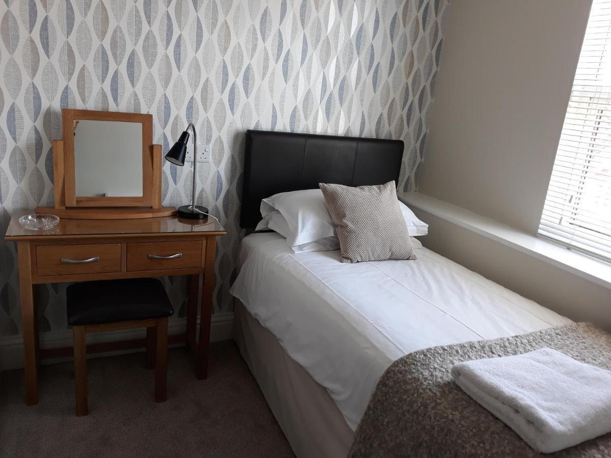 Breakers Bed And Breakfast イーストボーン エクステリア 写真